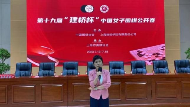 亚洲国产人成在线观看
